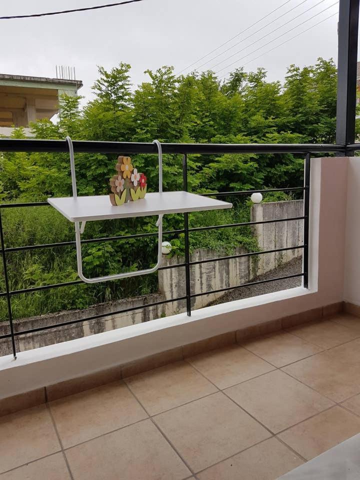 Queen Super Beauty Apartment Ioannina Buitenkant foto