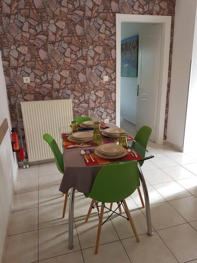 Queen Super Beauty Apartment Ioannina Buitenkant foto