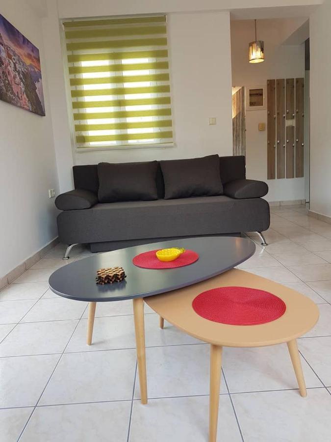Queen Super Beauty Apartment Ioannina Buitenkant foto